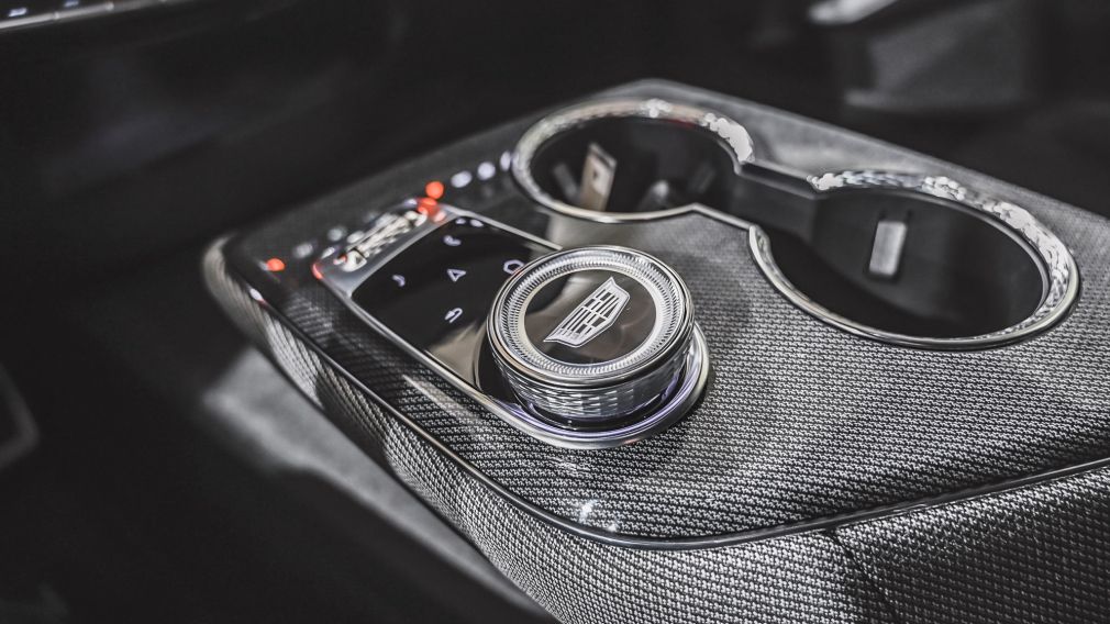 Cadillac OPTIQ Luxury 2025 d&rsquo;occasion à vendre - 24