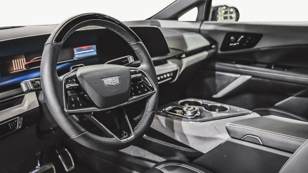 Cadillac OPTIQ Luxury 2025 d&rsquo;occasion à vendre - 15