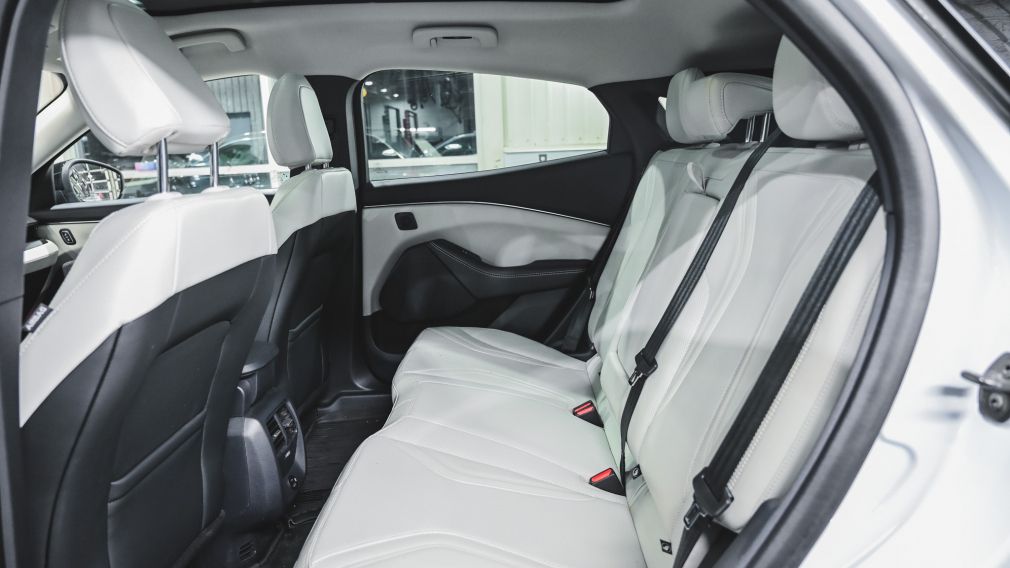 Ford Mustang Mach-E Premium 2023 d&rsquo;occasion à vendre - 26