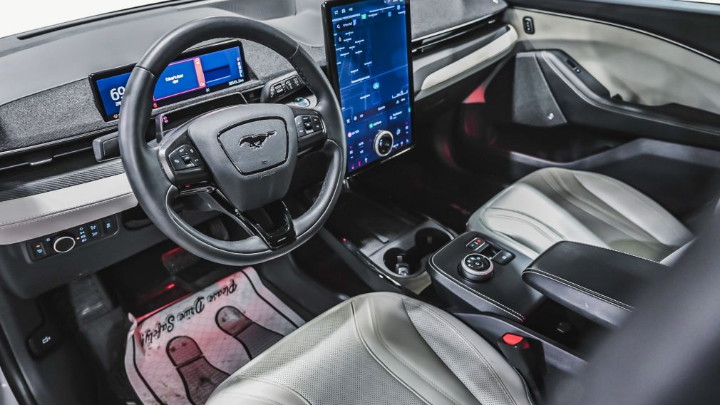 Ford Mustang Mach-E Premium 2023 d&rsquo;occasion à vendre - 18