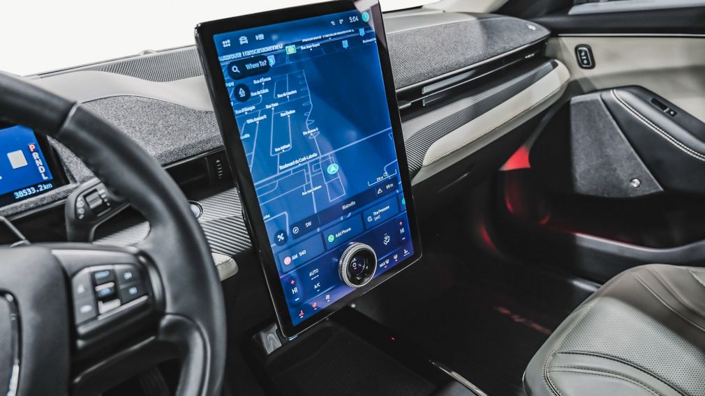 Ford Mustang Mach-E Premium 2023 d&rsquo;occasion à vendre - 21