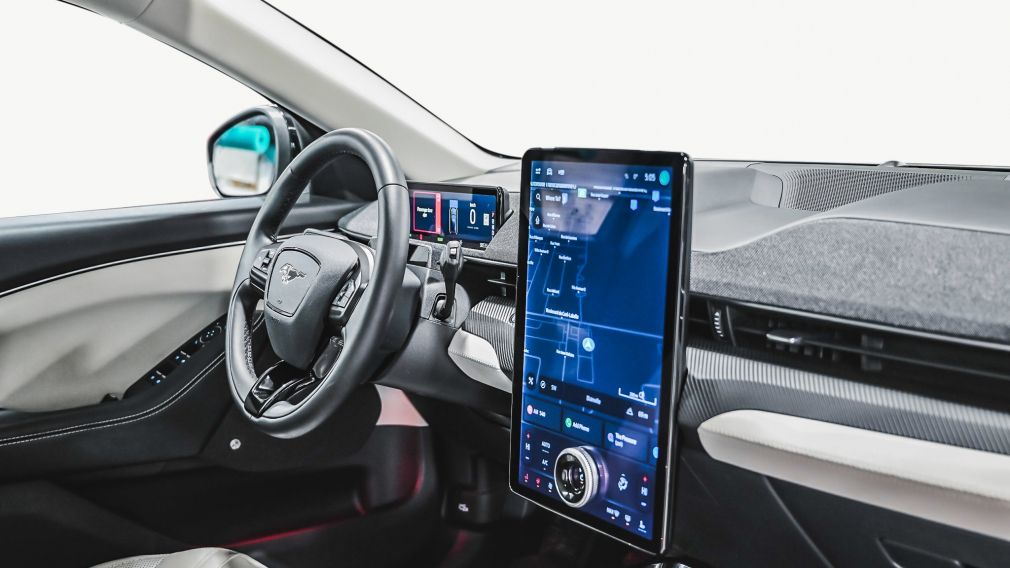 Ford Mustang Mach-E Premium 2023 d&rsquo;occasion à vendre - 27