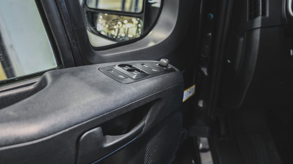 Dodge Ram SLT+ 2025 d&rsquo;occasion à vendre - 14