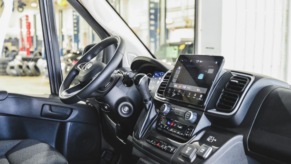 Dodge Ram SLT+ 2025 d&rsquo;occasion à vendre - 26