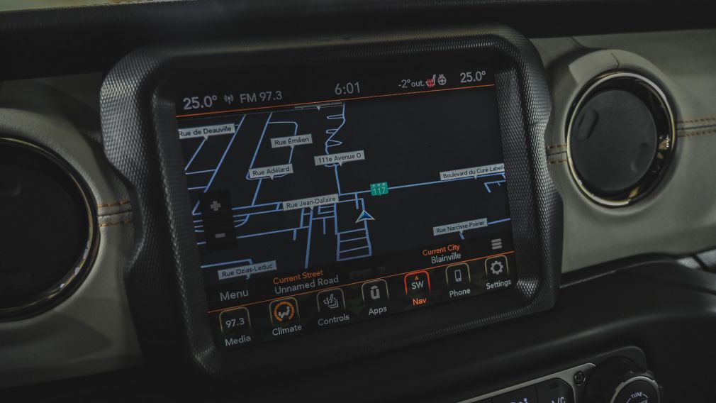 Jeep Wrangler High Altitude 2023 d&rsquo;occasion à vendre - 24