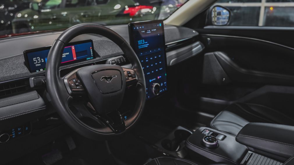 Ford Mustang Mach-E Premium 2023 d&rsquo;occasion à vendre - 13