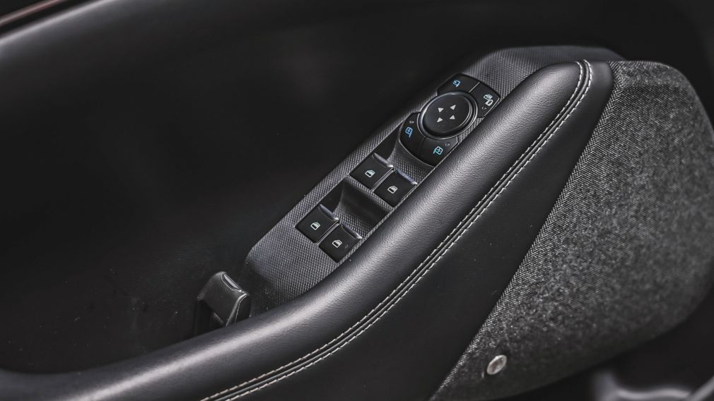 Ford Mustang Mach-E Premium 2023 d&rsquo;occasion à vendre - 14