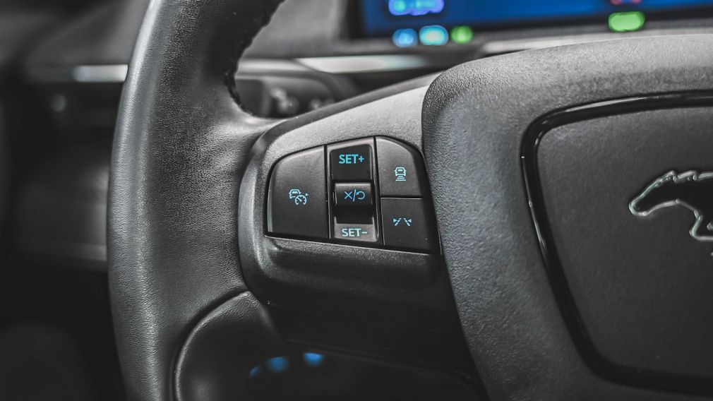 Ford Mustang Mach-E Premium 2023 d&rsquo;occasion à vendre - 17