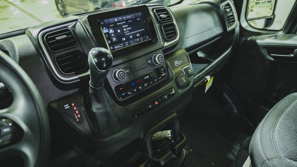 Dodge Ram SLT 2025 d&rsquo;occasion à vendre - 18