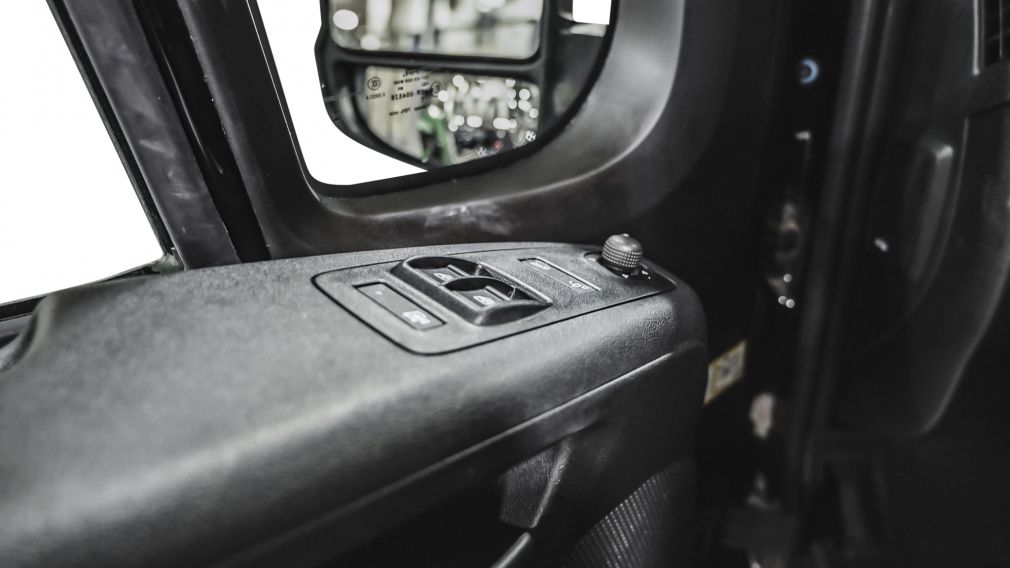 Dodge Ram SLT 2025 d&rsquo;occasion à vendre - 12