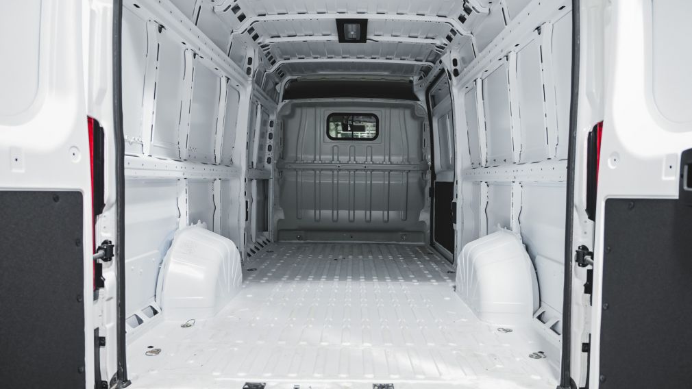 Dodge Ram SLT 2025 d&rsquo;occasion à vendre - 10