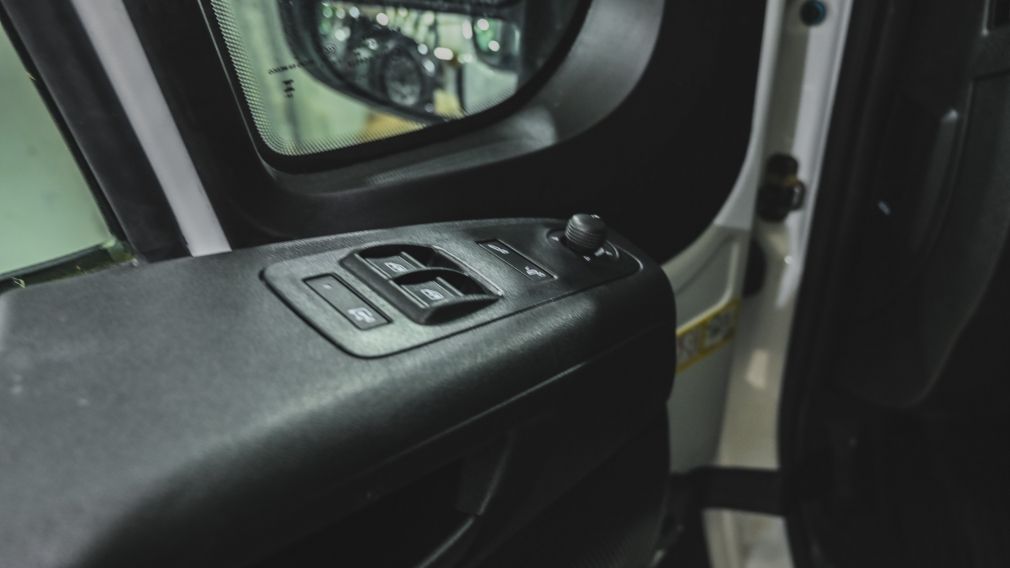 Dodge Ram SLT 2025 d&rsquo;occasion à vendre - 12