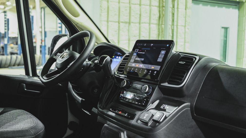 Dodge Ram SLT 2025 d&rsquo;occasion à vendre - 21