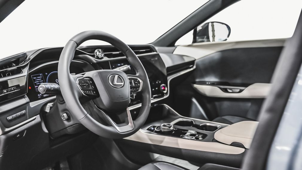 Lexus RZ 450e RZ 450e 2025 d&rsquo;occasion à vendre - 14