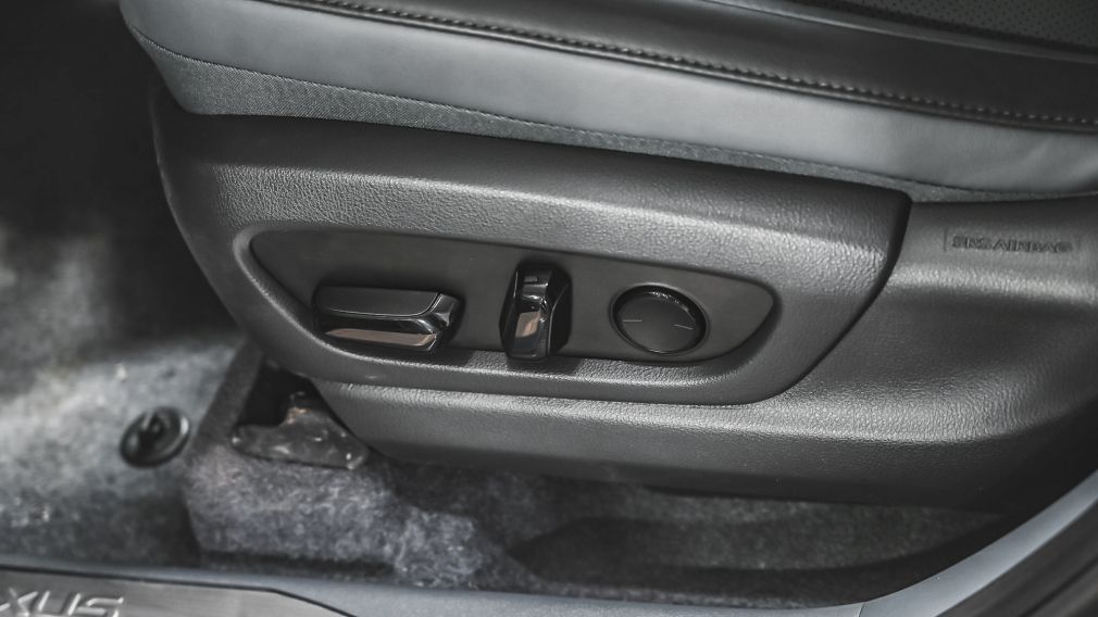 Lexus RZ 450e RZ 450e 2025 d&rsquo;occasion à vendre - 16