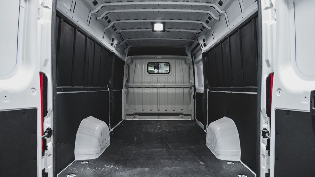 Dodge Ram Tradesman 2025 d&rsquo;occasion à vendre - 10