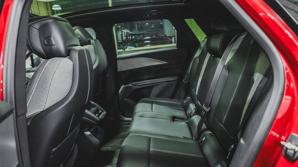 Cadillac LYRIQ Tech 2024 d&rsquo;occasion à vendre - 27