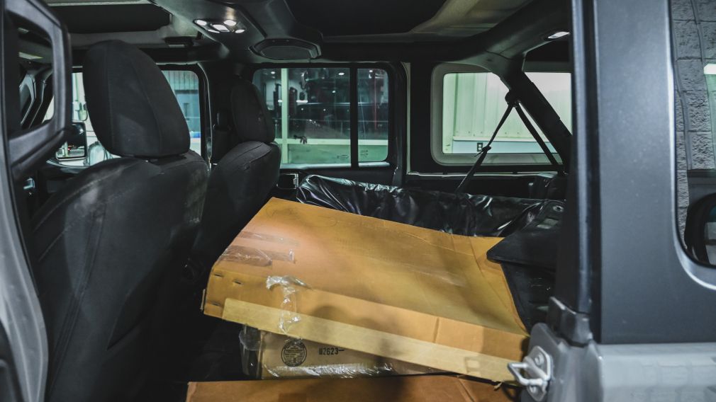 Jeep Wrangler Unlimited Sport Altitude 2021 d&rsquo;occasion à vendre - 26