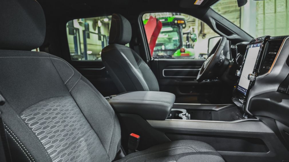 Ram 2500 Big Horn 2025 d&rsquo;occasion à vendre - 30