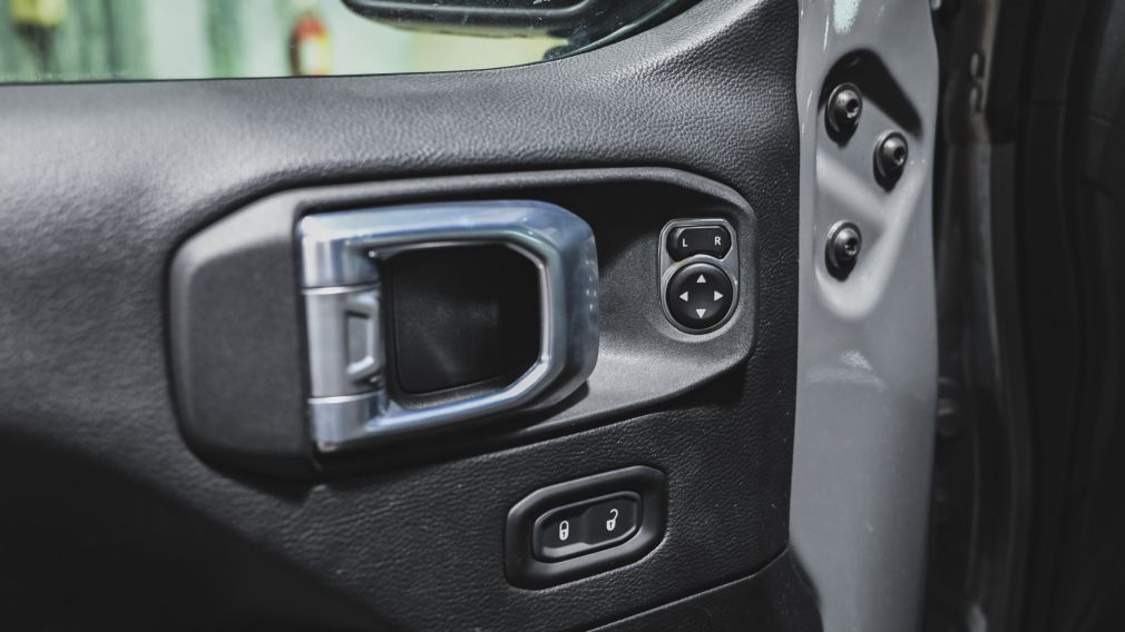 Jeep Wrangler Unlimited Sahara 2021 d&rsquo;occasion à vendre - 16