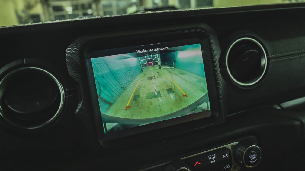 Jeep Wrangler Unlimited Sahara 2021 d&rsquo;occasion à vendre - 25