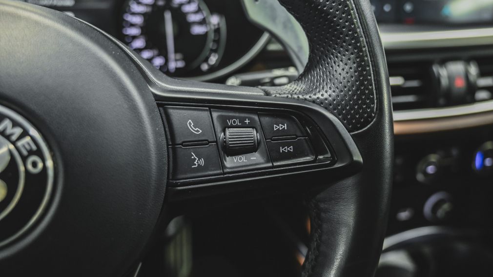 Alfa Romeo Stelvio Ti Sport 2021 d&rsquo;occasion à vendre - 19