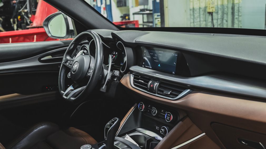 Alfa Romeo Stelvio Ti Sport 2021 d&rsquo;occasion à vendre - 27