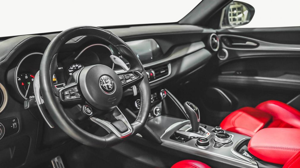 Alfa Romeo Stelvio Veloce 2023 d&rsquo;occasion à vendre - 14