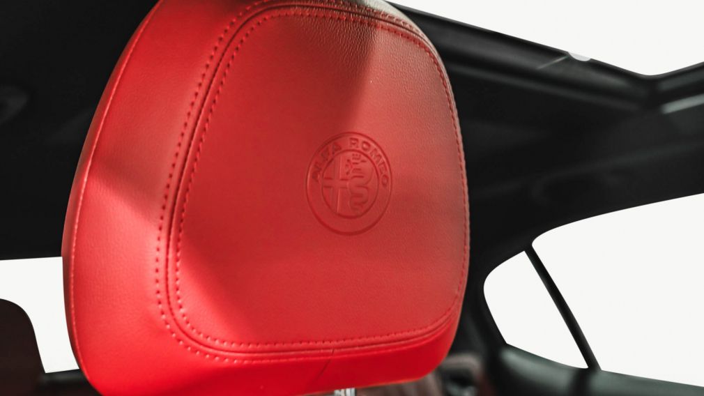 Alfa Romeo Stelvio Veloce 2023 d&rsquo;occasion à vendre - 29