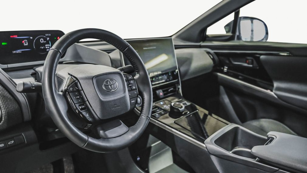 Toyota BZ4X XLE 2023 d&rsquo;occasion à vendre - 13