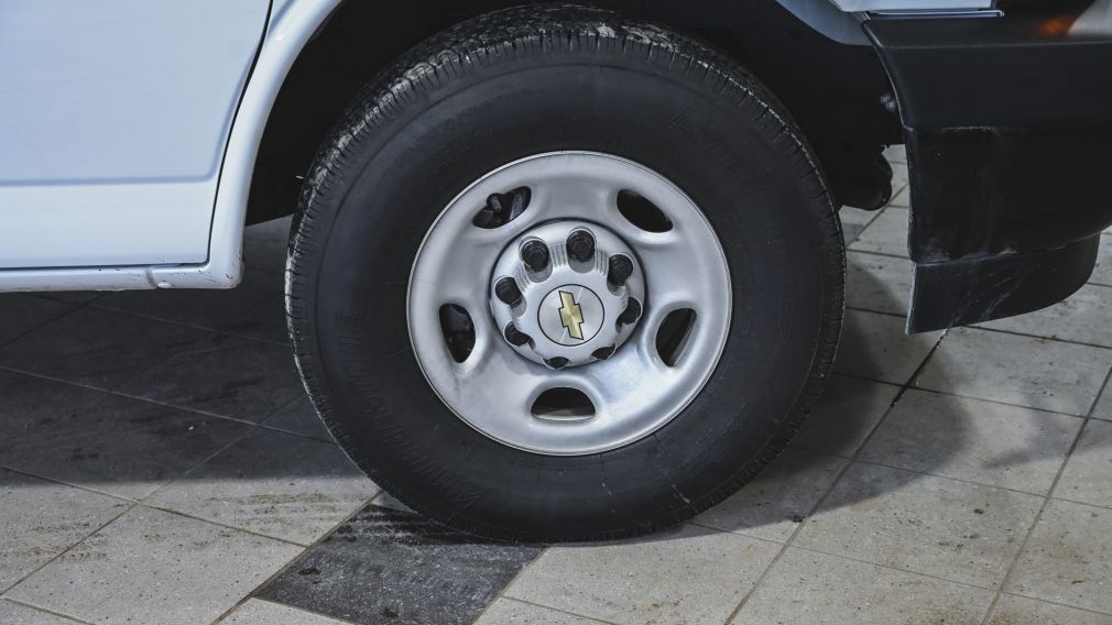 Chevrolet Express RWD 2500 135&Prime; 2024 d&rsquo;occasion à vendre - 9