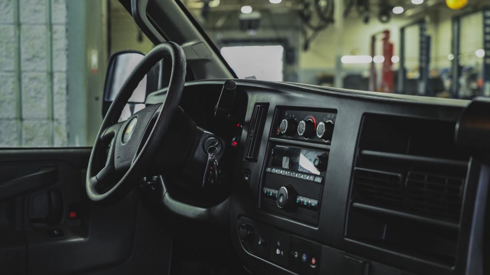 Chevrolet Express RWD 2500 135&Prime; 2024 d&rsquo;occasion à vendre - 21