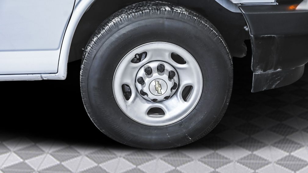 Chevrolet Express RWD 2500 135&Prime; 2024 d&rsquo;occasion à vendre - 9