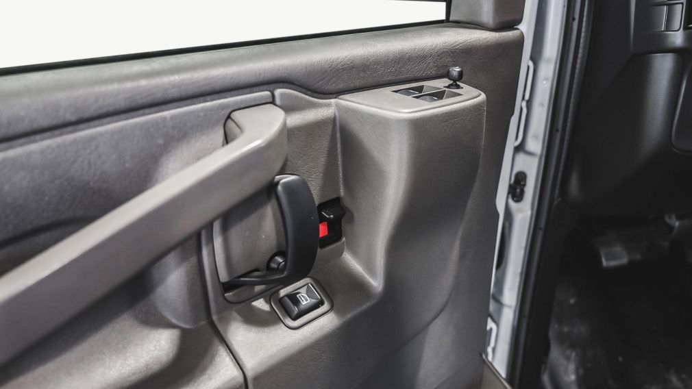 Chevrolet Express RWD 2500 135&Prime; 2024 d&rsquo;occasion à vendre - 14