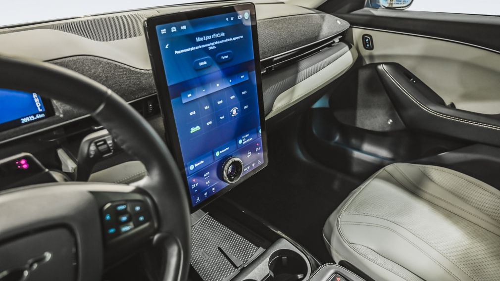 Ford Mustang Mach-E Premium 2024 d&rsquo;occasion à vendre - 22