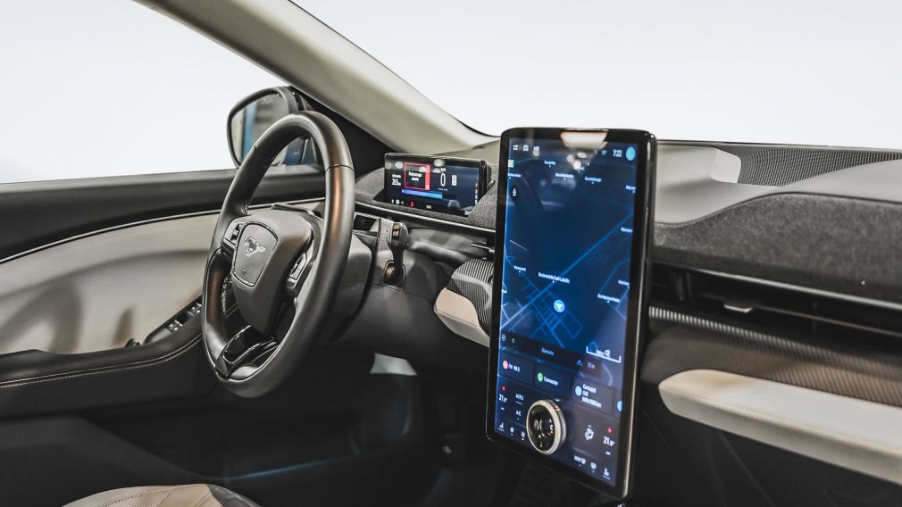 Ford Mustang Mach-E Premium 2024 d&rsquo;occasion à vendre - 27