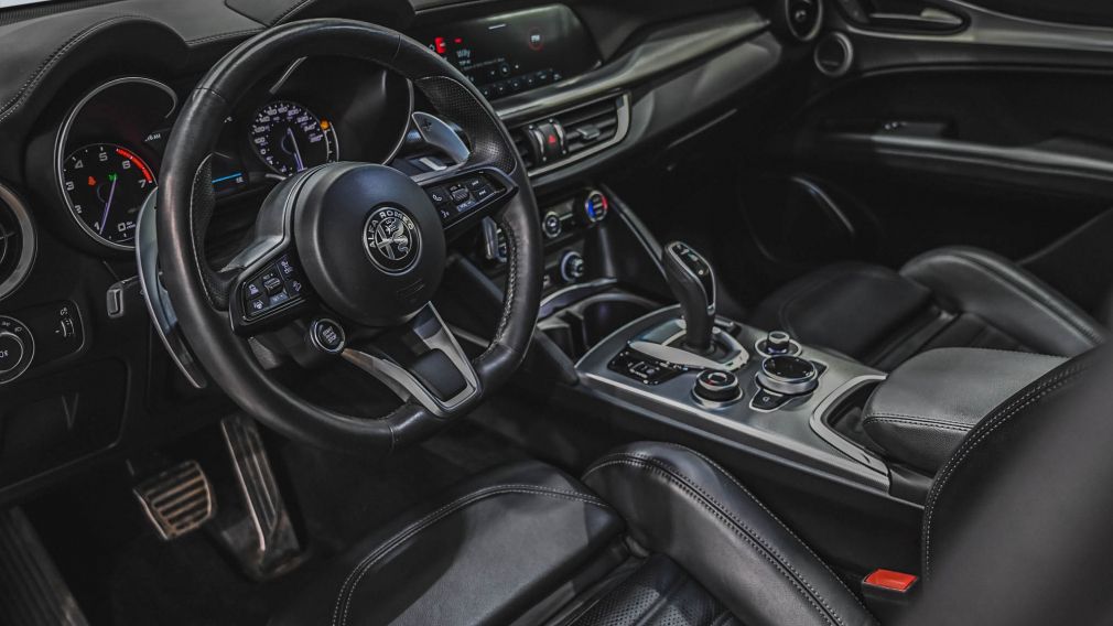 Alfa Romeo Stelvio Veloce 2022 d&rsquo;occasion à vendre - 17