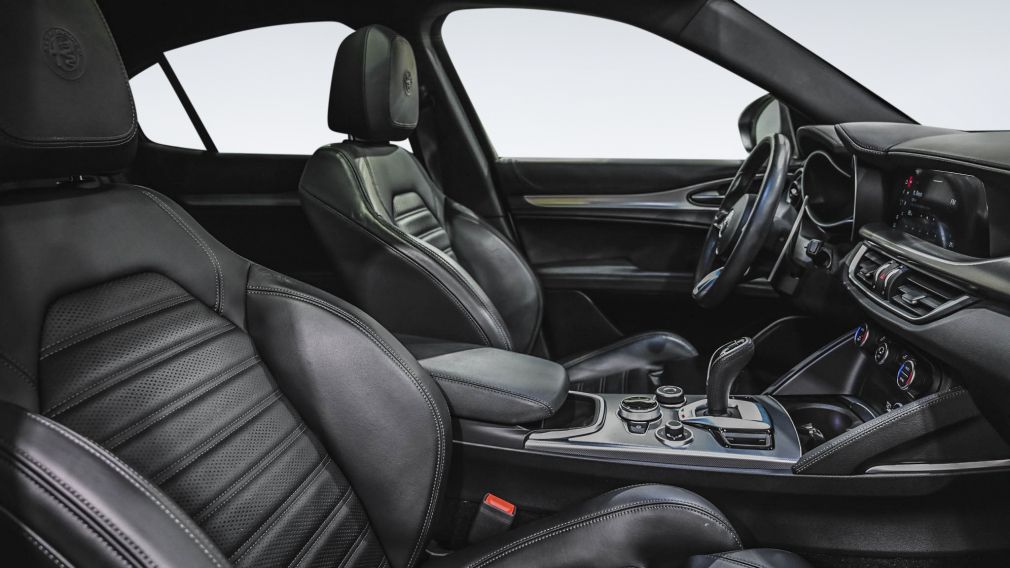 Alfa Romeo Stelvio Veloce 2022 d&rsquo;occasion à vendre - 27