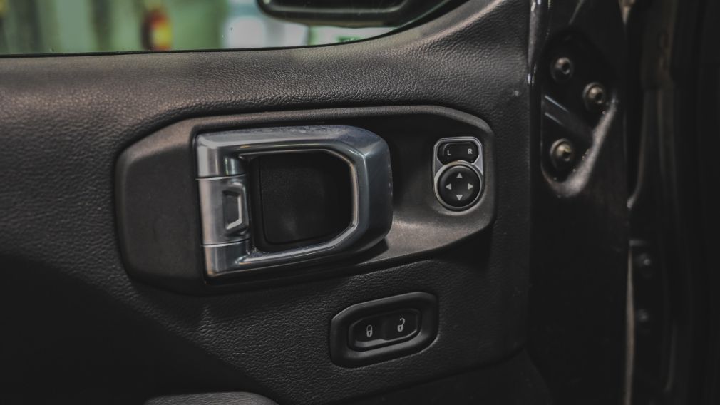 Jeep Wrangler Unlimited Sahara 2022 d&rsquo;occasion à vendre - 16