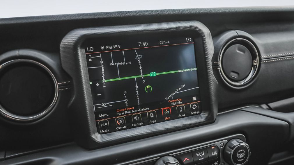 Jeep Wrangler High Altitude 2023 d&rsquo;occasion à vendre - 25