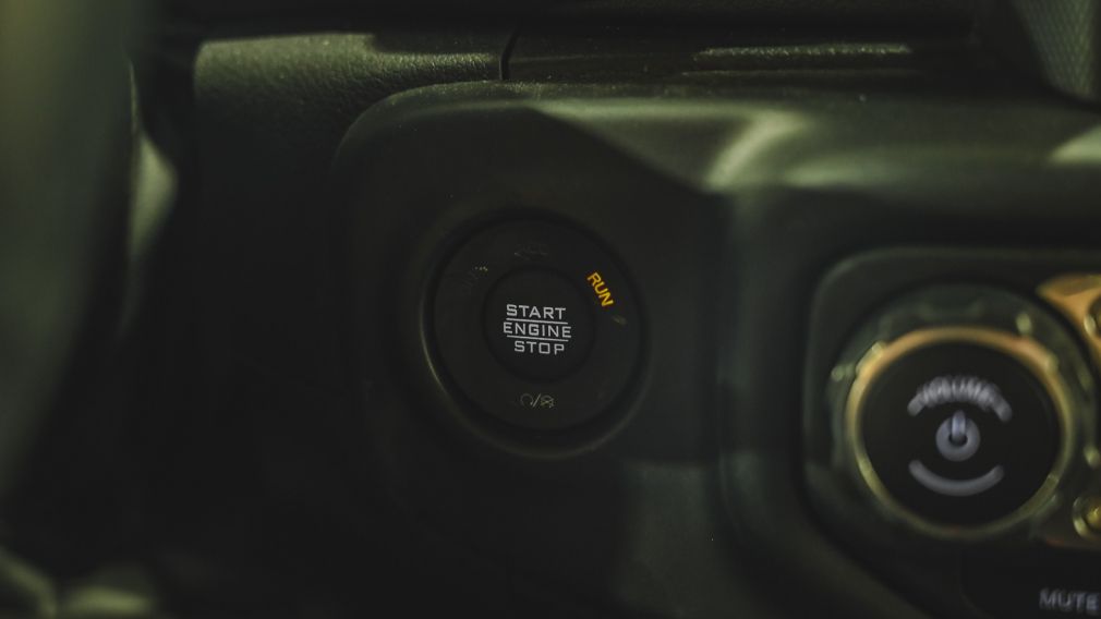 Jeep Wrangler Sahara 2023 d&rsquo;occasion à vendre - 26