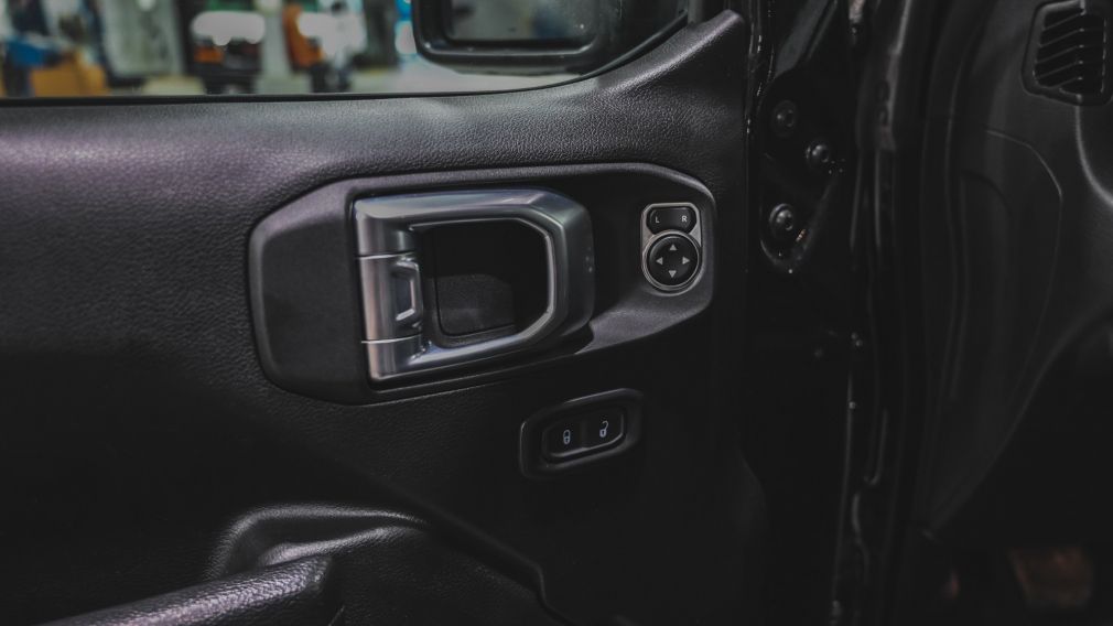 Jeep Wrangler Willys 2023 d&rsquo;occasion à vendre - 17