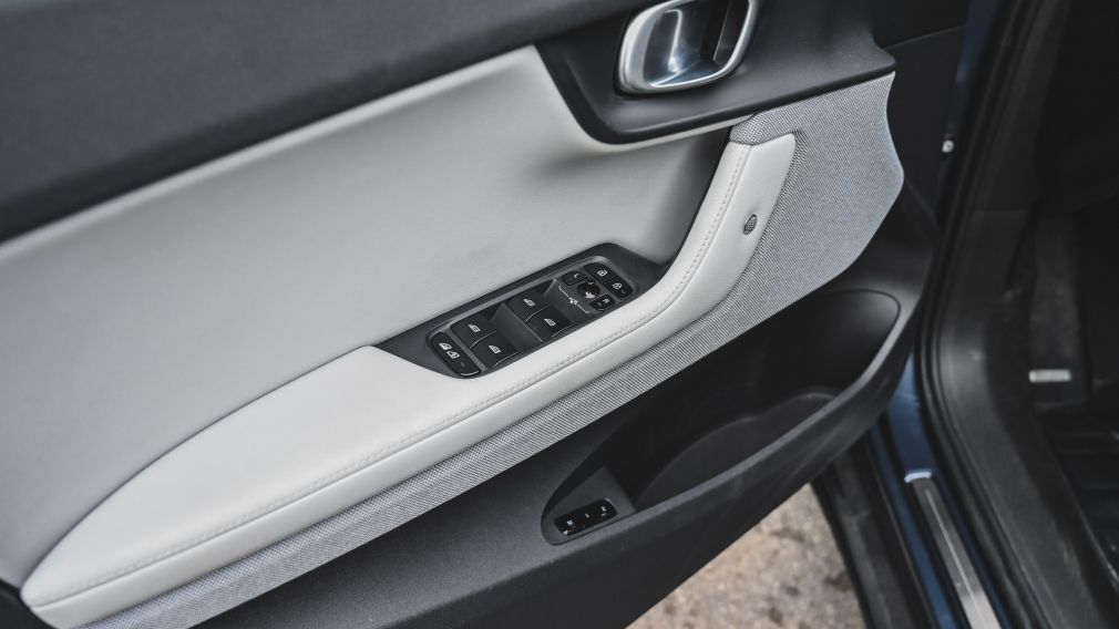 Polestar 2 Performance Plus 2024 d&rsquo;occasion à vendre - 13