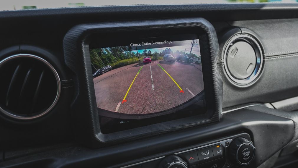 Jeep Wrangler Unlimited Sahara 2021 d&rsquo;occasion à vendre - 21