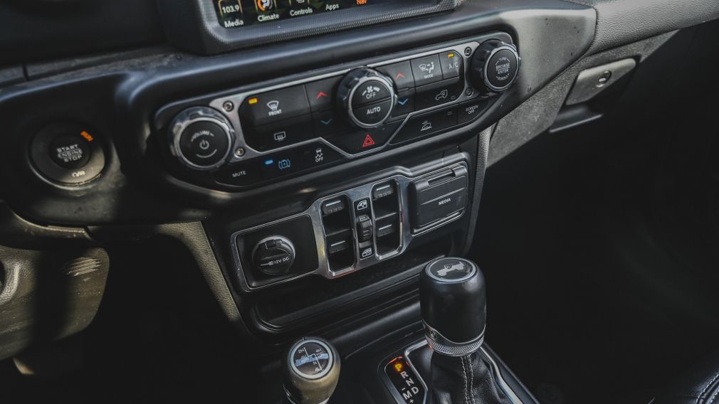 Jeep Wrangler Unlimited Sahara 2021 d&rsquo;occasion à vendre - 23
