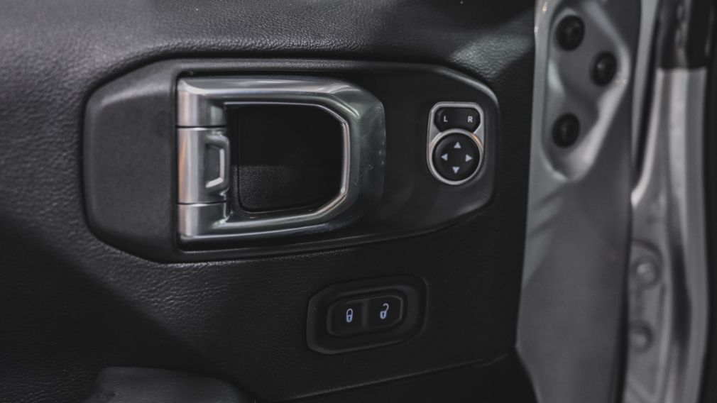 Jeep Wrangler Sahara 2023 d&rsquo;occasion à vendre - 16
