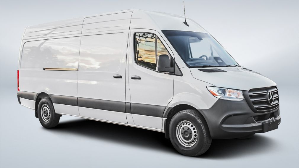 Mercedes Benz Sprinter 2500 High Roof I4 Diesel 170