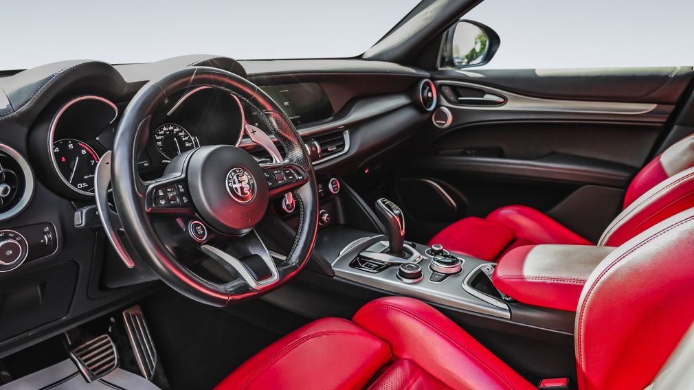 Alfa Romeo Stelvio Veloce 2023 à vendre à Donnacona - 15