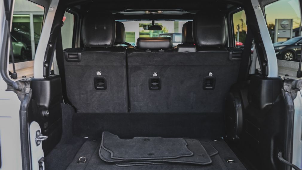 Jeep Wrangler Unlimited High Altitude 2022 d&rsquo;occasion à vendre - 14