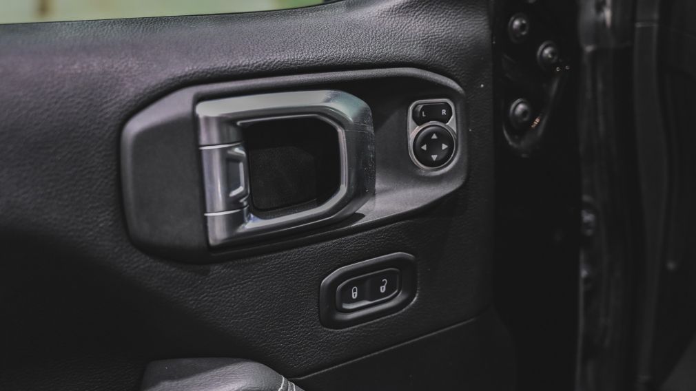 Jeep Wrangler Unlimited Sahara 2022 d&rsquo;occasion à vendre - 17